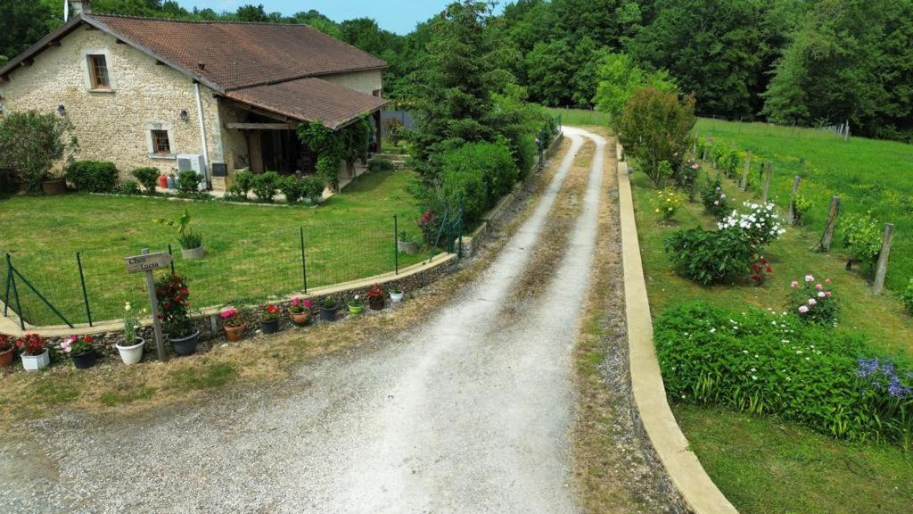 Chez Lucia A 15Min De Perigueux A 6Km Autoroute A89 Apartment Eglise-Neuve-de-Vergt Luaran gambar